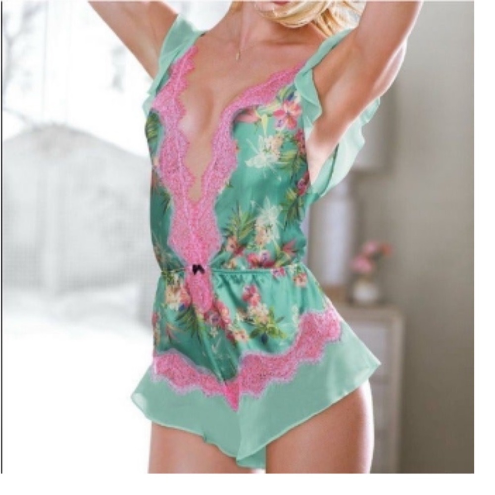 *Rare* Victoria Secret Floral Hawaiian print Teddy Romper